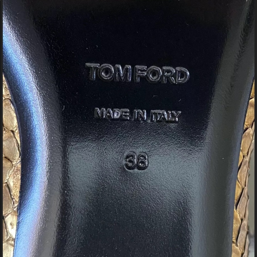 TOMFORD NIB Metallic Gold Python Flats - Picture 11 of 14